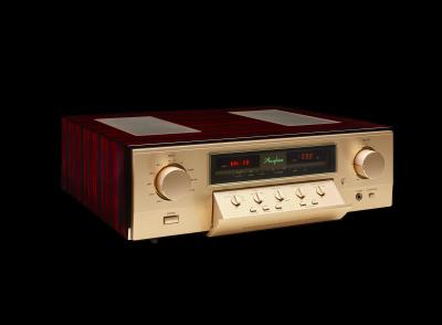 Accuphase C-3900